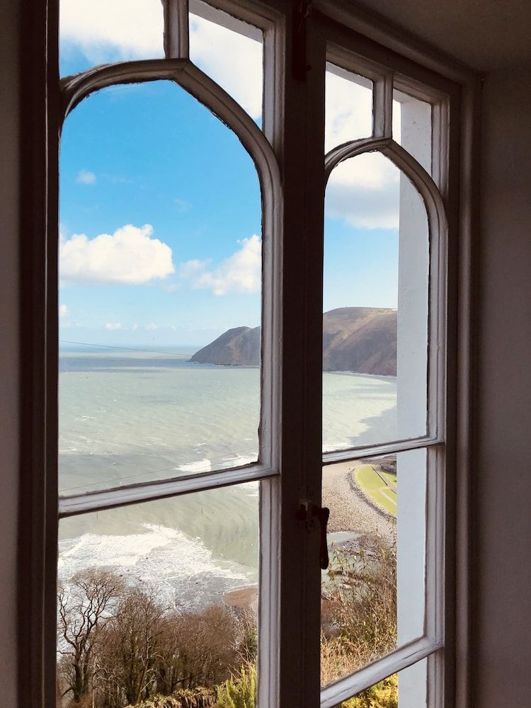 The North Cliff Hotel Deluxe Single Room, Ensuite, Sea View 2