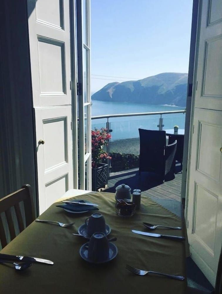 The North Cliff Hotel Deluxe Single Room, Ensuite, Sea View 4