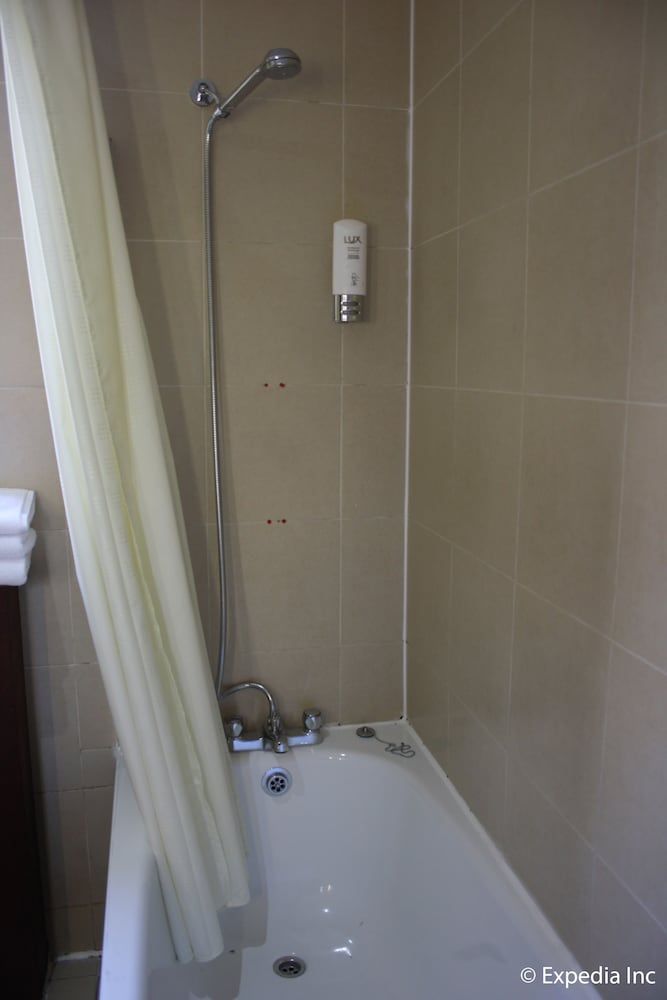 undefined Islington Inn 10