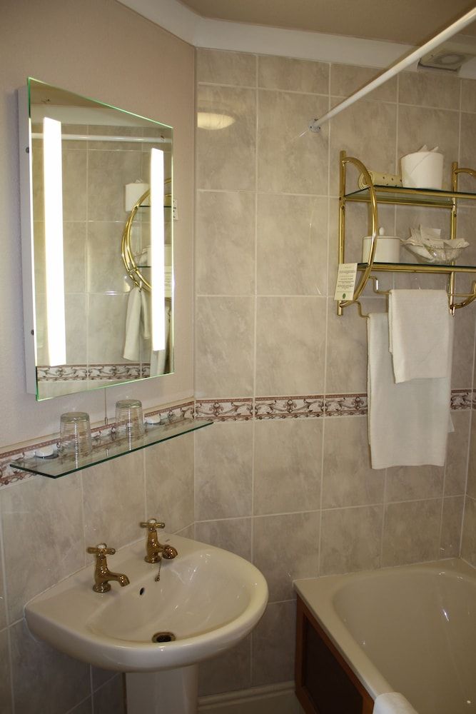 The Old Rectory Double Room, 1 King Bed (King Size Double with ½ corona) 4