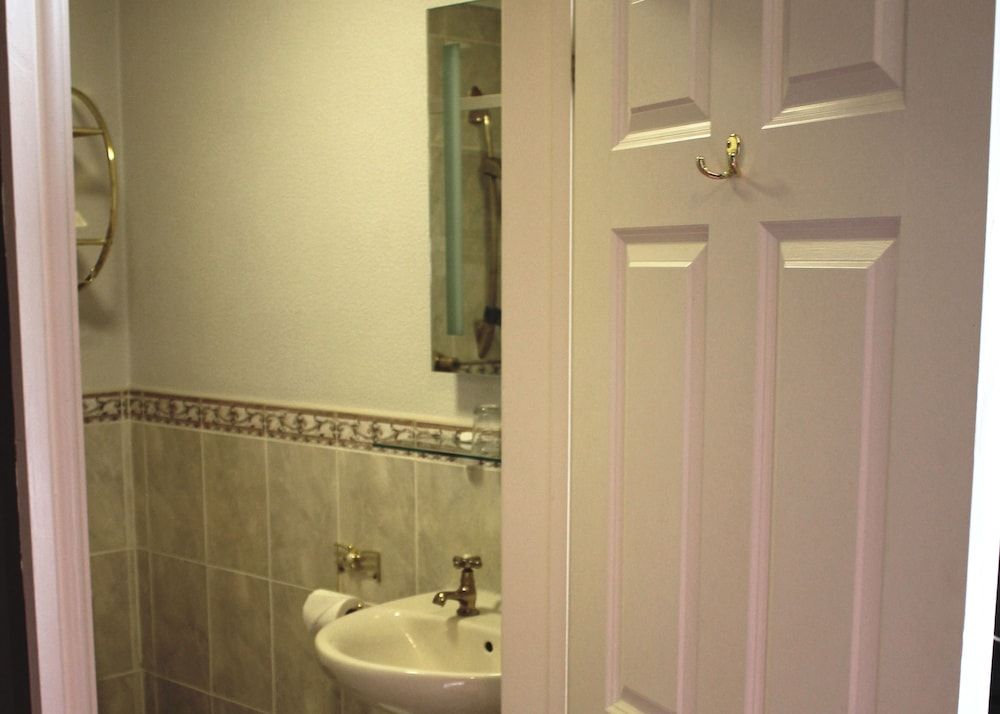 The Old Rectory Standard Single Room 3