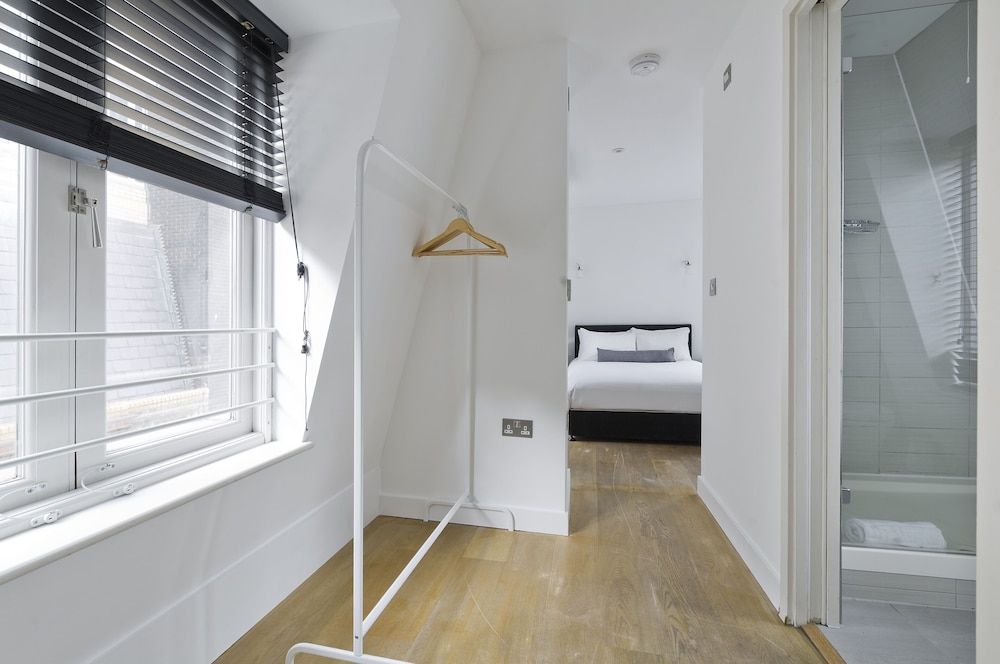 undefined Crane Court by City2Stay 7