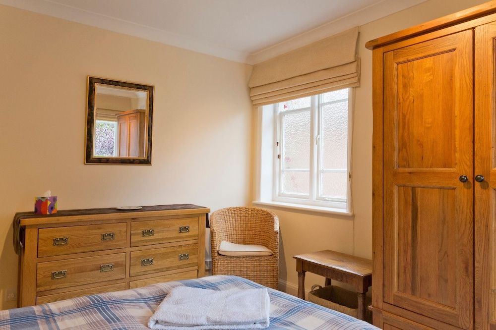 undefined Poplar House Serviced Apartments 4