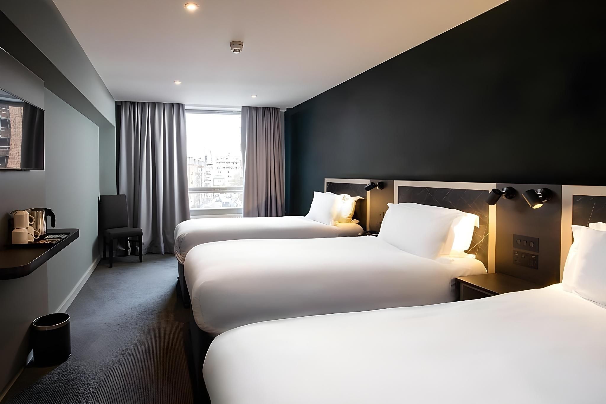 undefined Royal National Hotel 4