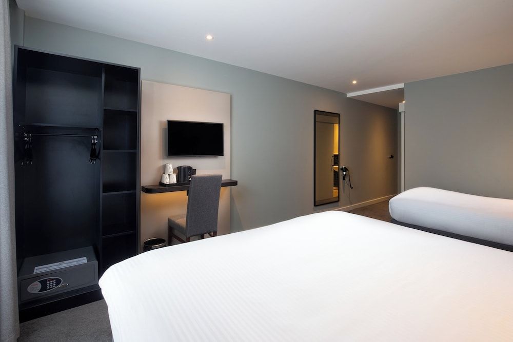 Standard Plus Family Room