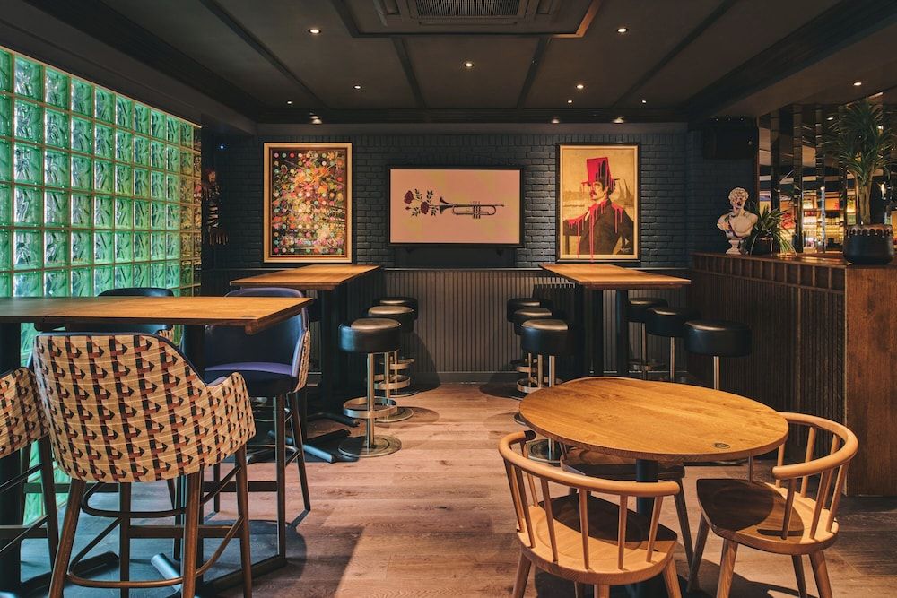 undefined Royal National Hotel 3