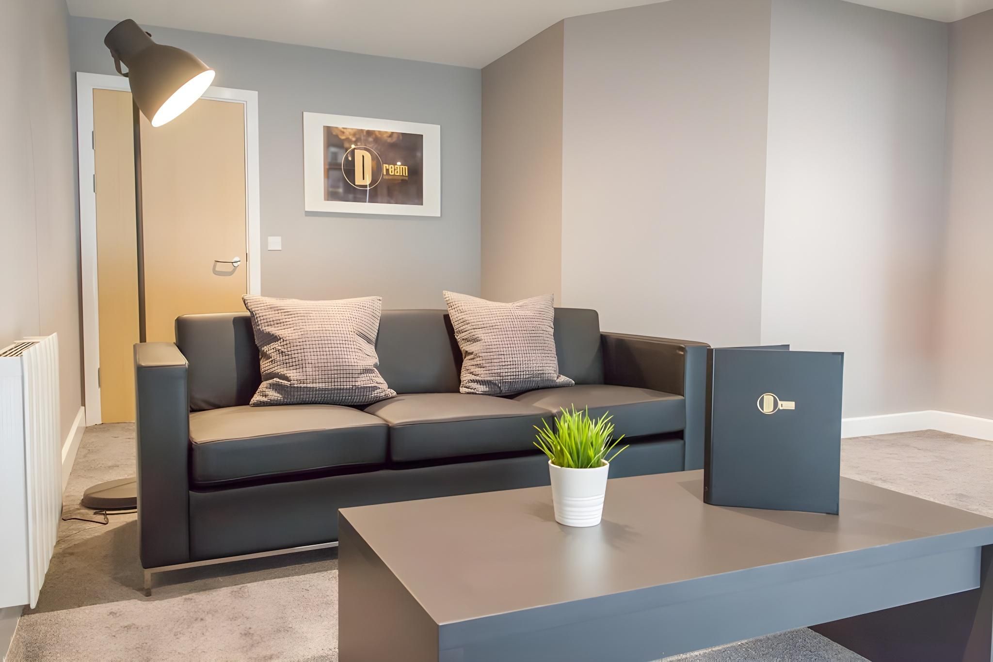 2 Bedroom Apartment