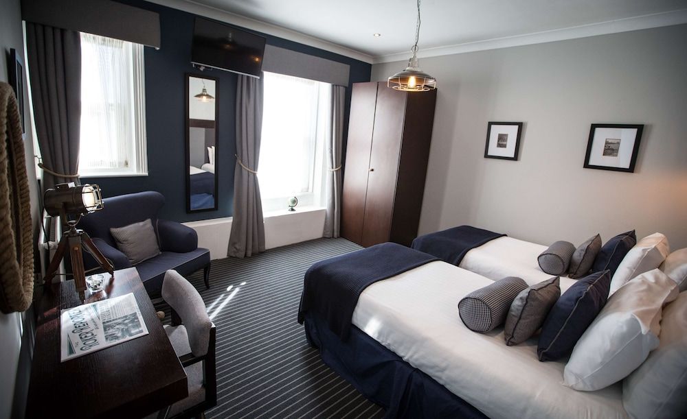 The Roker Hotel, BW Premier Collection Standard Room, 2 Twin Beds, Non Smoking 3