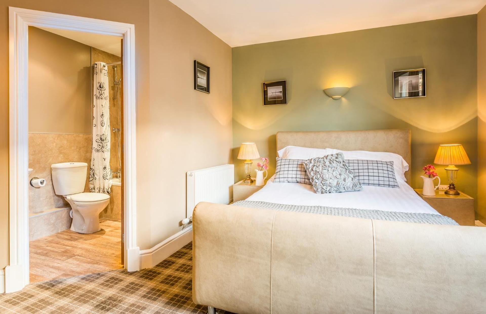 The Lounge Hotel & Bar Standard Double Room