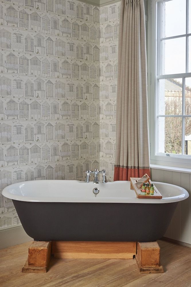 Hotel du Vin & Bistro Poole Deluxe Double Room 7