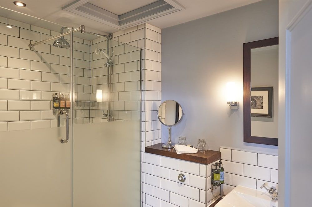 Hotel du Vin & Bistro Poole Deluxe Double Room 5