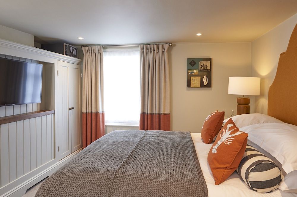 Hotel du Vin & Bistro Poole Deluxe Double Room 3
