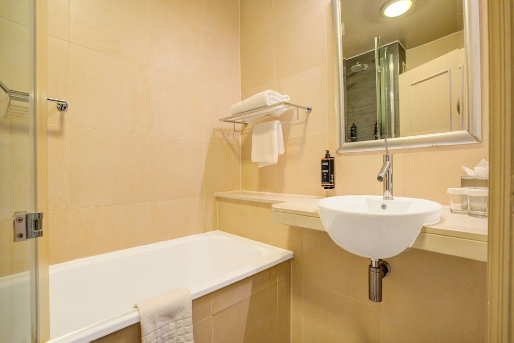 Atlantic Tower Hotel Liverpool By Sunday Classic Twin Room 6