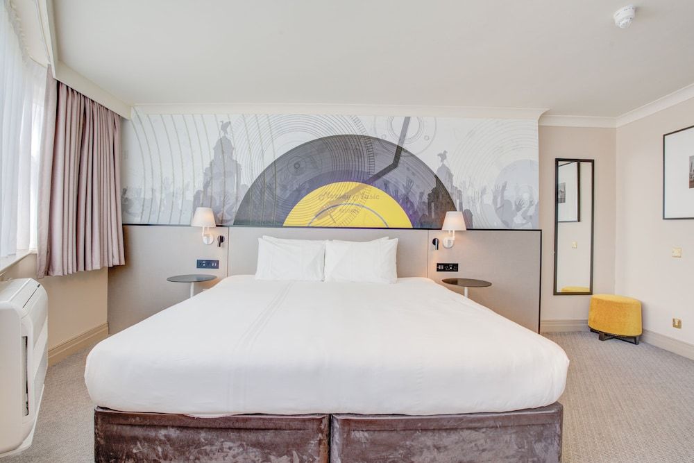 undefined Atlantic Tower Hotel Liverpool By Sunday 9