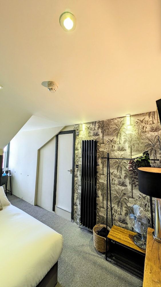 INNit Bliss Classic Double Room 7