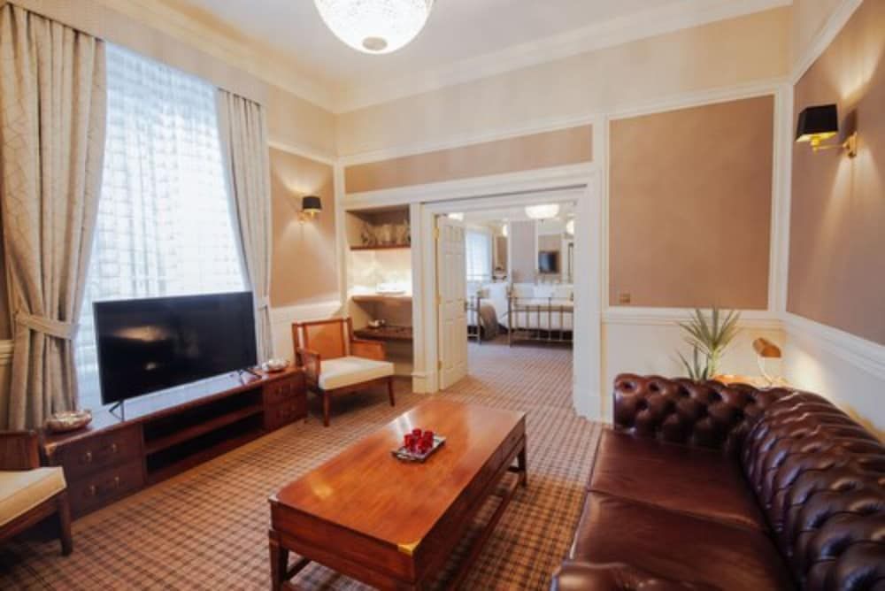 Cornhill Castle Hotel Luxury Suite 5