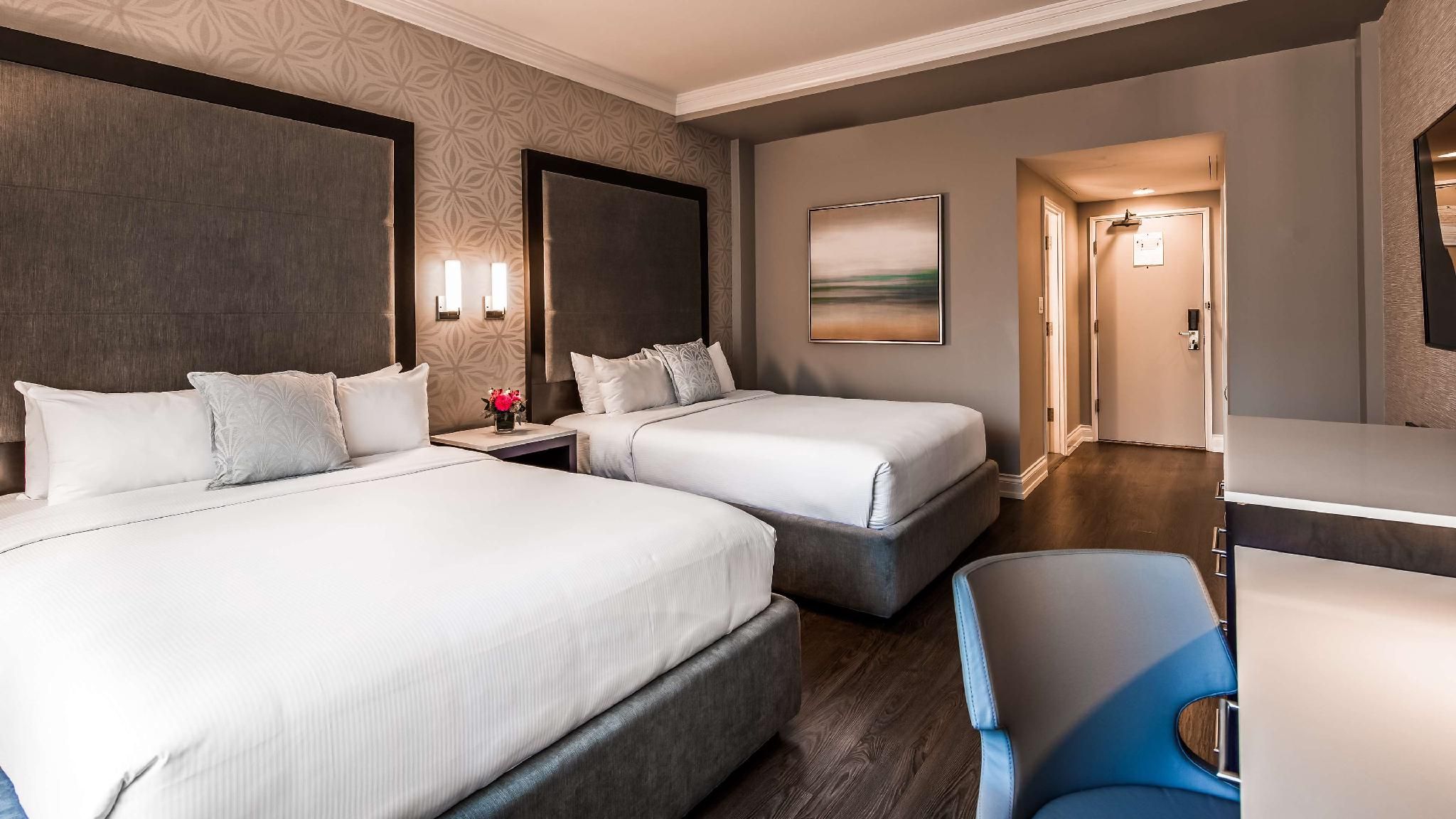 2 queen beds, nonsmoking