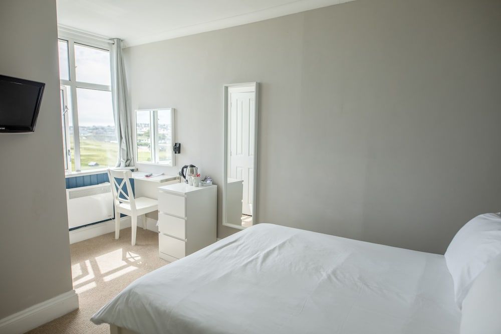 Oceanside Double Room 4