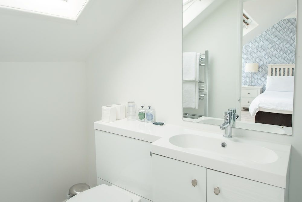 Oceanside Double Room 6