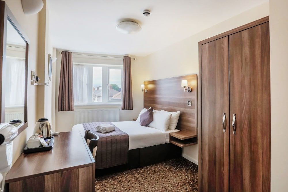 undefined Prince Regent Hotel Excel London 3