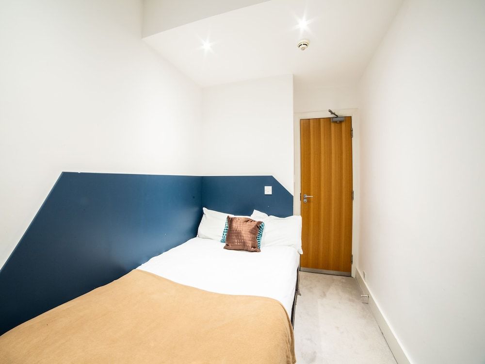 OYO Amsterdam Hotel Standard Single Room, 1 Twin Bed 2
