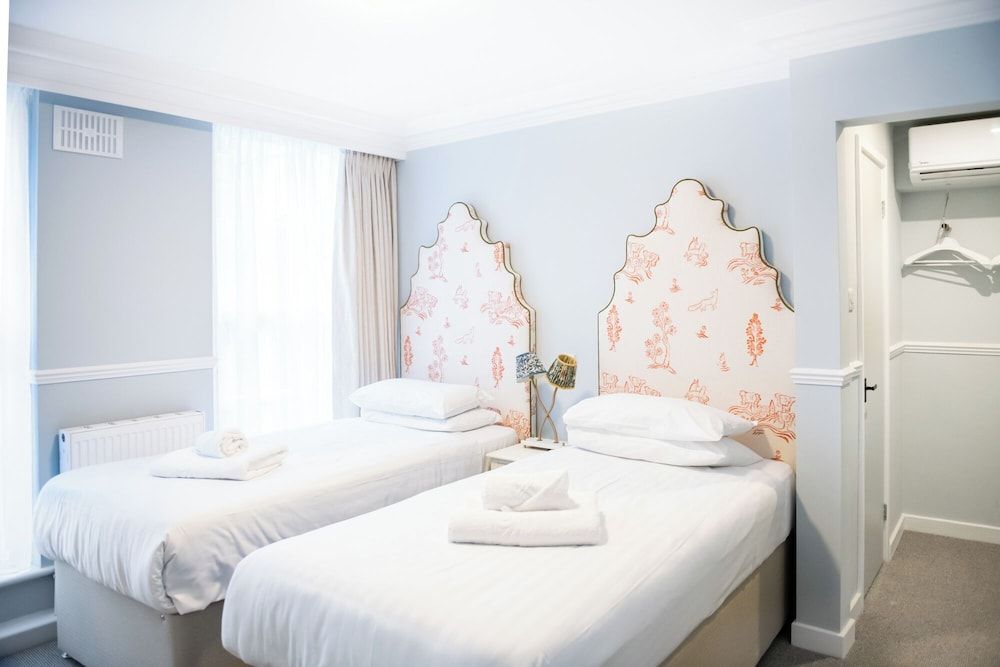 Americana Hotel Superior Twin Room 2