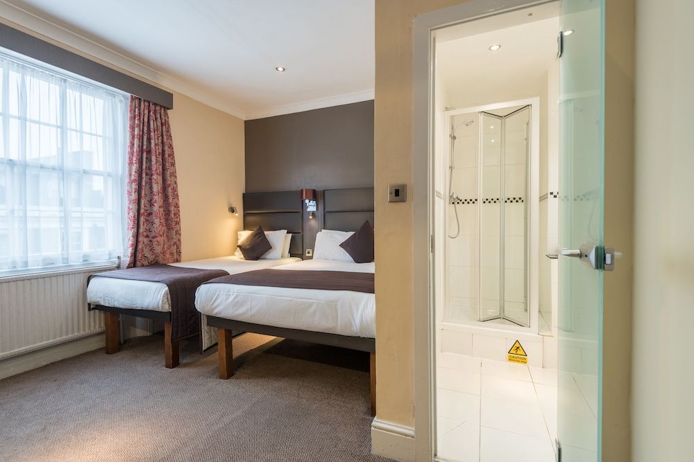 undefined Brunel Hotel 5