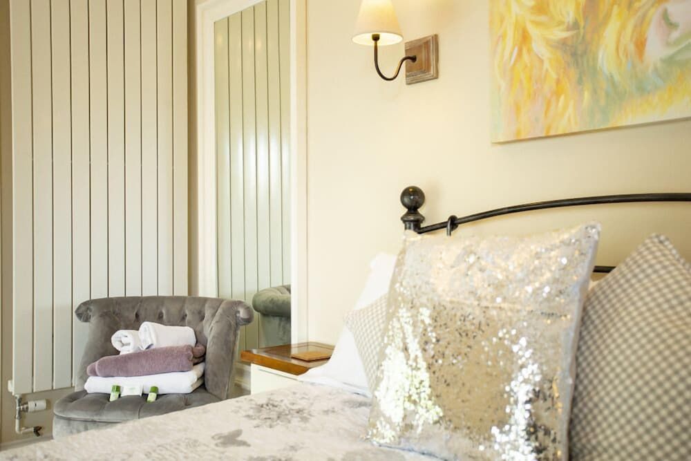 Hillcroft Accommodation Superior Double Room, Patio 3