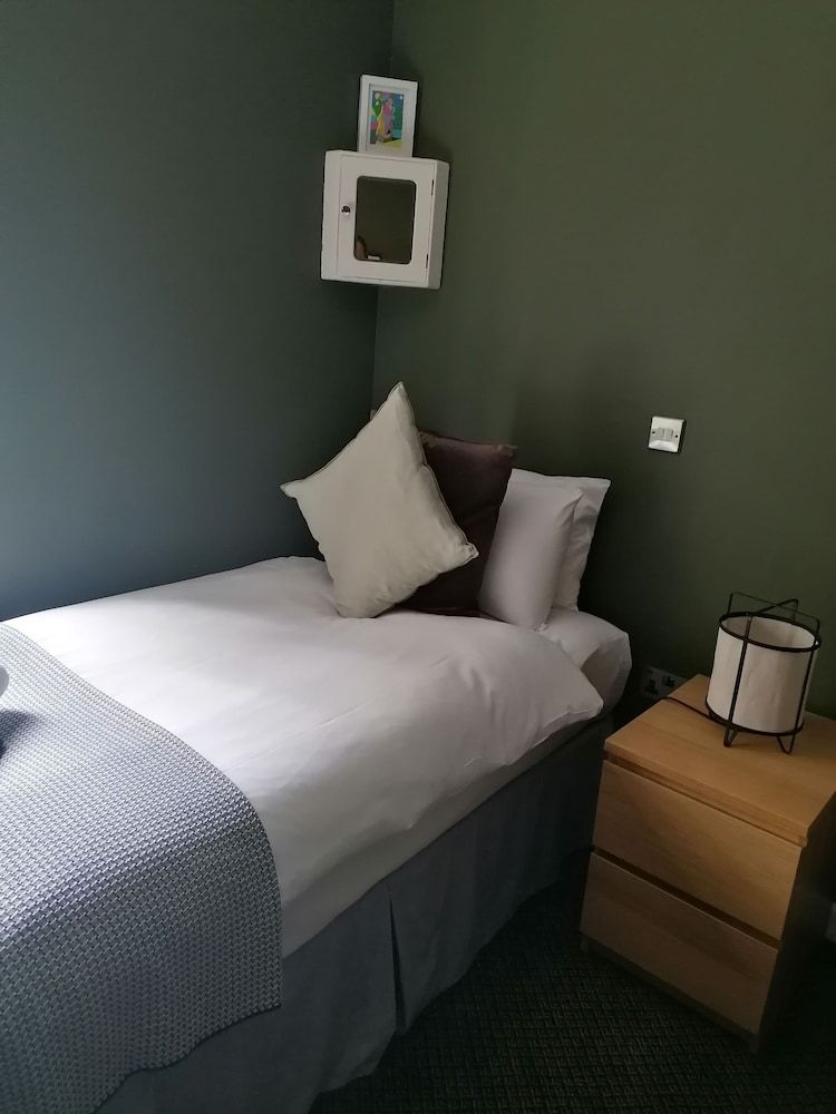 undefined The Old Ship 10