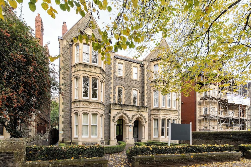 undefined SACO Cardiff – Cathedral Road 8