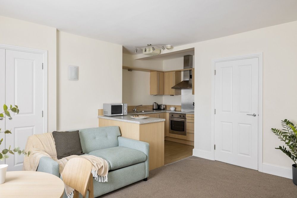 SACO Cardiff – Cathedral Road Apartment, 1 Bedroom (with sofa bed) 6