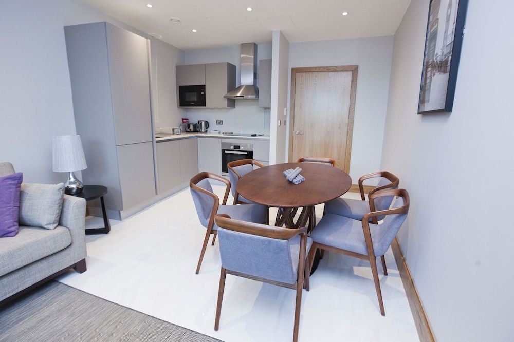 Sanctum London Belsize Road Deluxe Apartment, 2 Bedrooms, Accessible 10
