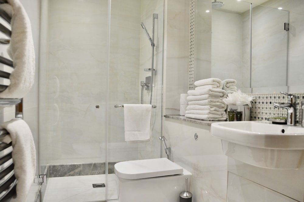 Sanctum London Belsize Road Superior Apartment, 1 Bedroom, Accessible 7