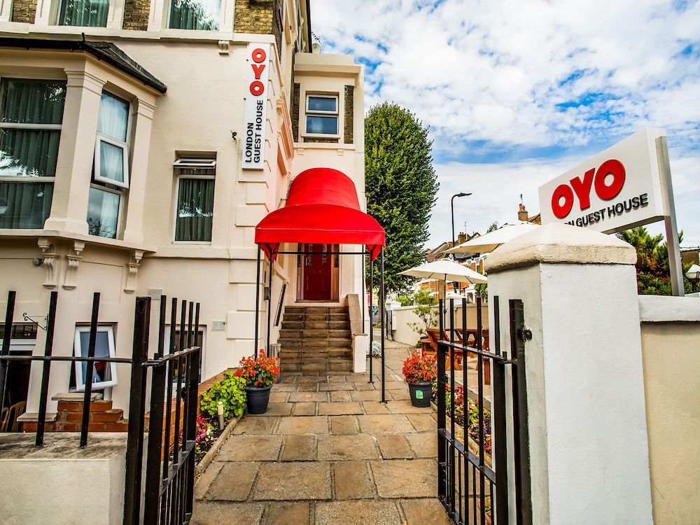undefined OYO London Guest House