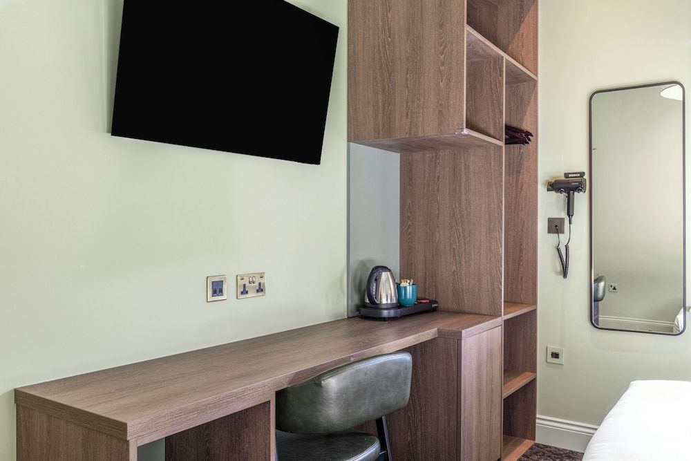 Clapham Guest House Classic Twin Room 11