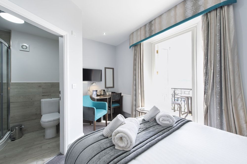 Belmont Llandudno Standard Double Room, Sea View 4