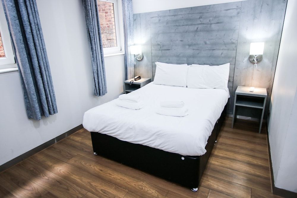 undefined Brunswick Merchant City Hotel 4