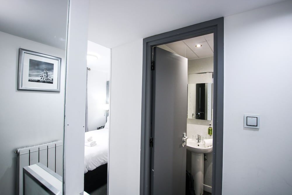 Brunswick Merchant City Hotel Standard Double Room 22