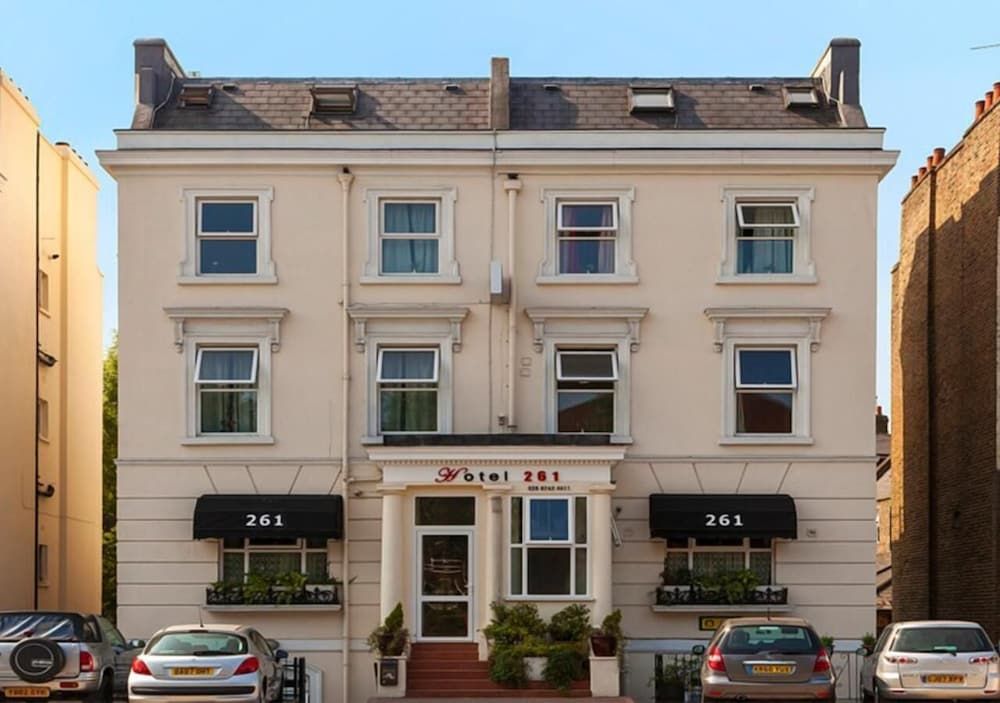 undefined Hotel 261 5