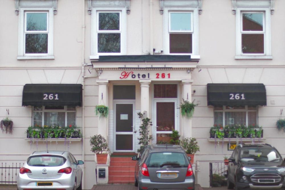 undefined Hotel 261 7