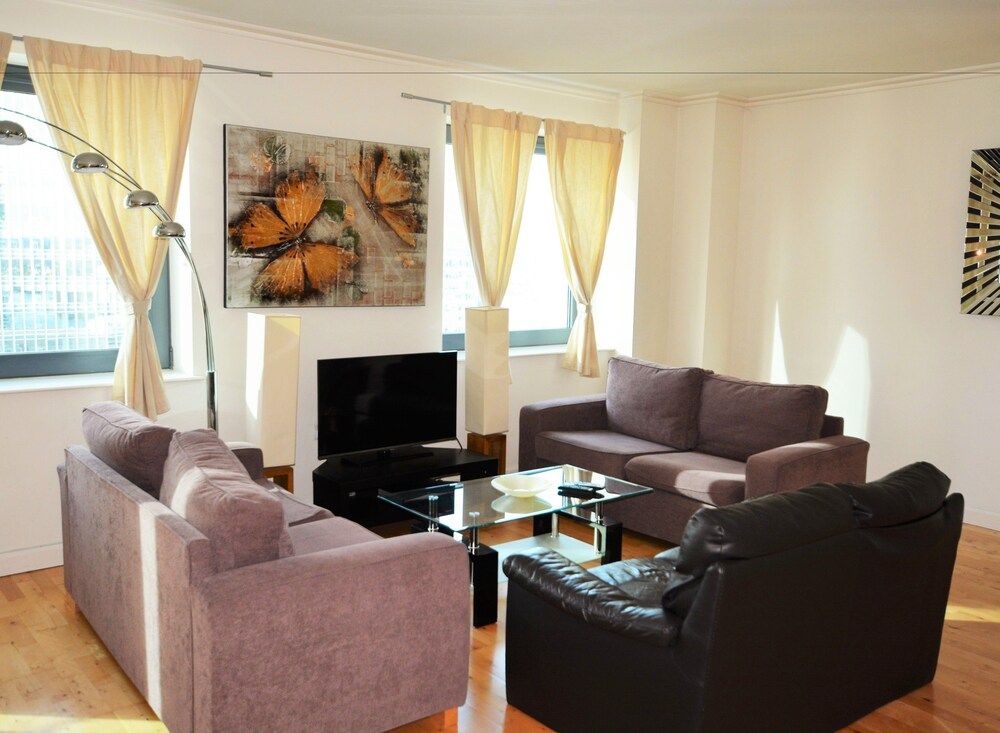 Zen Apartments - Canary Wharf Executive Apartment, 2 Bedrooms (Dock view ) 5