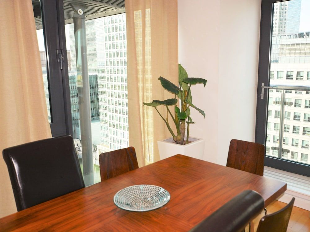 Zen Apartments - Canary Wharf Executive Apartment, 2 Bedrooms (Dock view ) 7