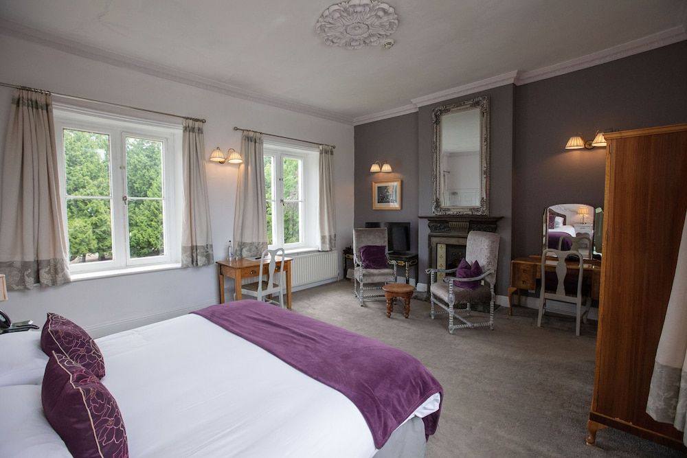 Grafton Manor Superior Double Room 4