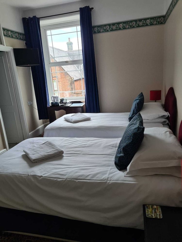 Norcroft Guest House Vegetarian B&B Double or Twin Room, Ensuite