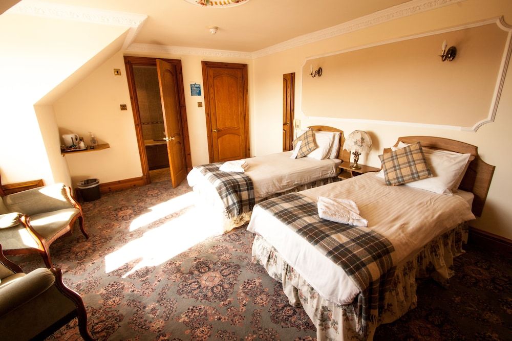 Duke Of Gordon Hotel Standard Double or Twin Room 5