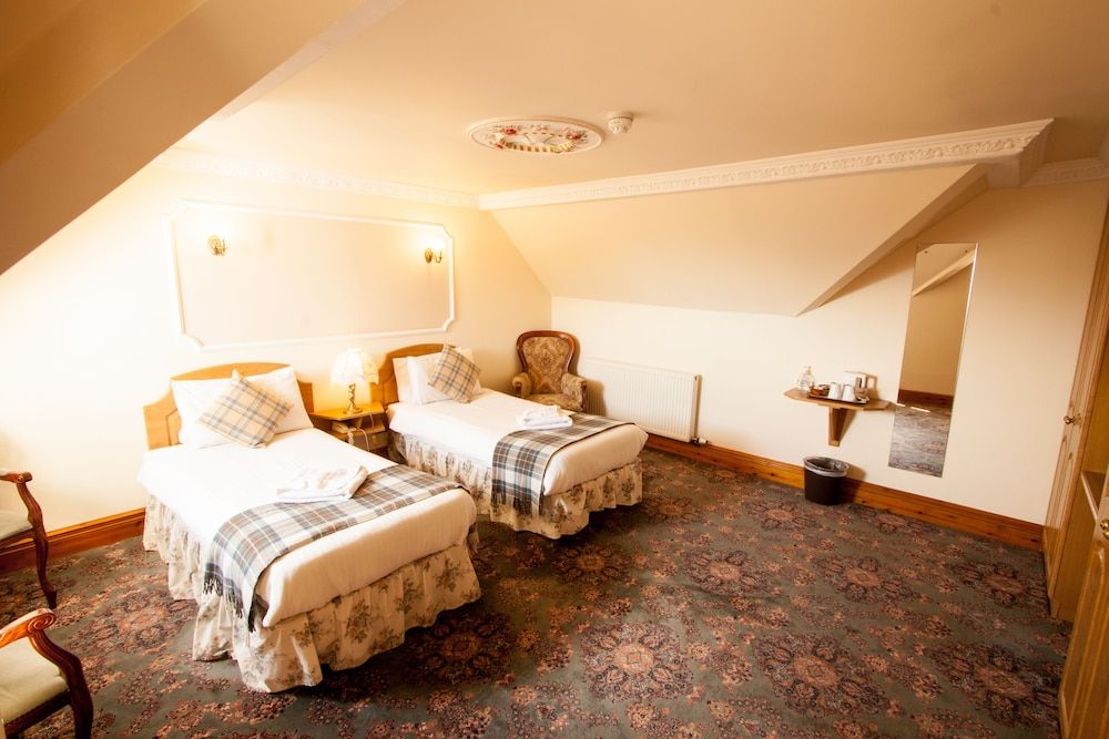 Duke Of Gordon Hotel Standard Double or Twin Room 4