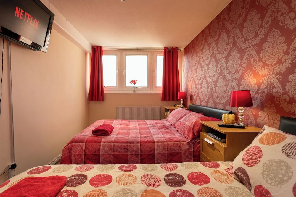 City Apartment, 2 Bedrooms, Kitchen, Courtyard View (Lace Market Annex, Sleeps 4)