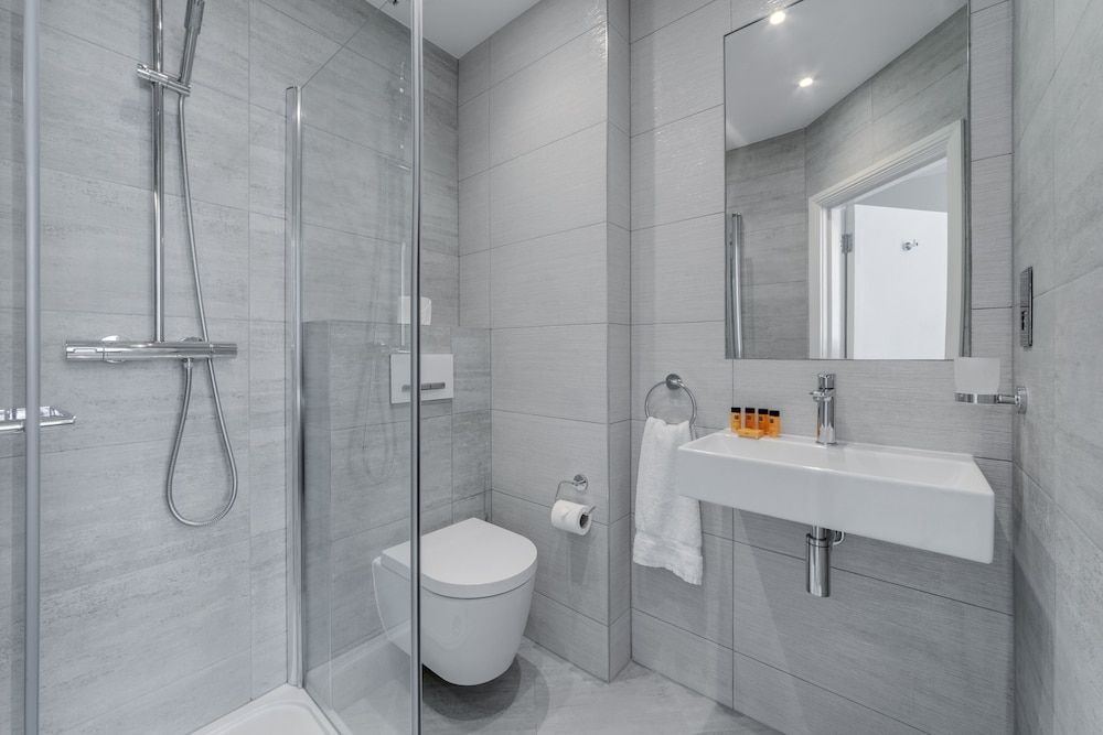 Mornington Victor Hotel London Belgravia Economy Double Room 3