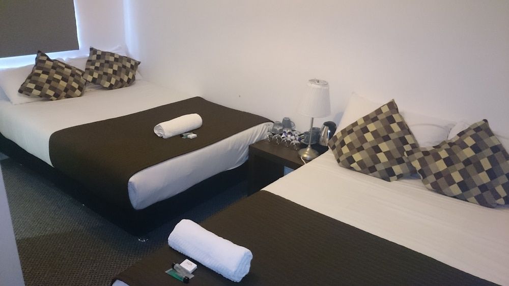 undefined Chester Hotel 8