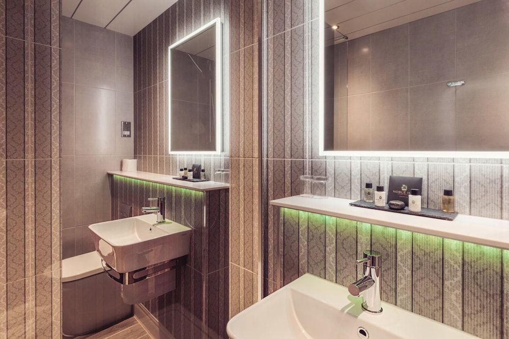 Windermere Hillthwaite Hotel Classic Room, 1 King Bed, Mountain View 7